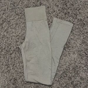 beige pretty little thing leggings